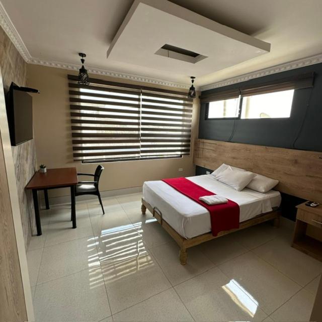 Hotel Murali - Cerca Del Aeropuerto De Guayaquil Esterno foto