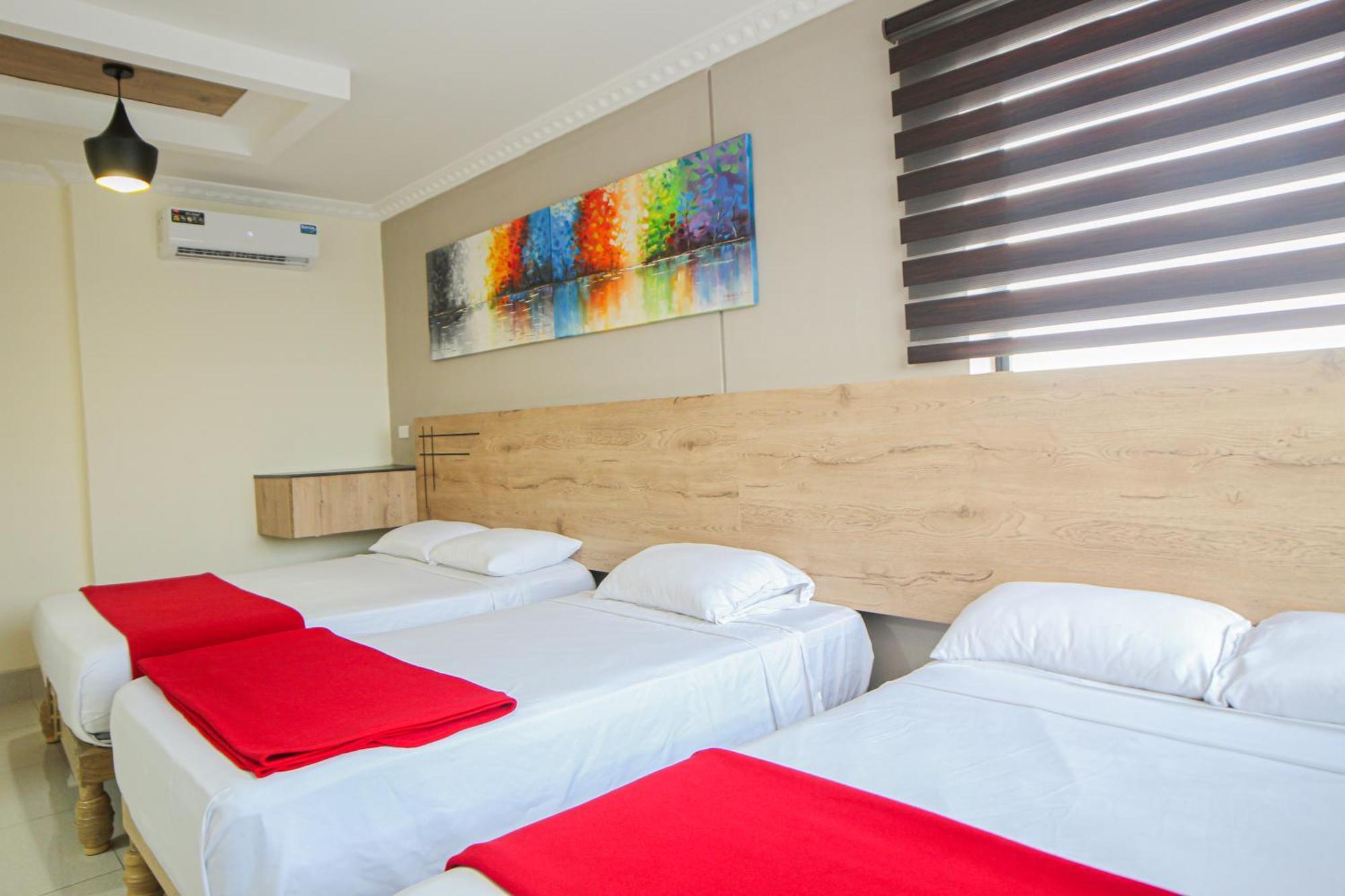 Hotel Murali - Cerca Del Aeropuerto De Guayaquil Esterno foto